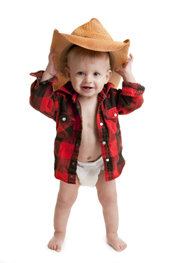 Small boy with cowboy hat